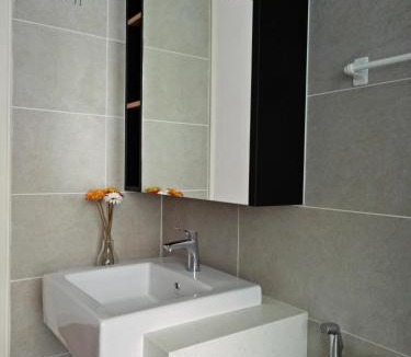 Kampung Bangkong Apartment | The Lake-ville KL Jalan Kuching by M Platinum