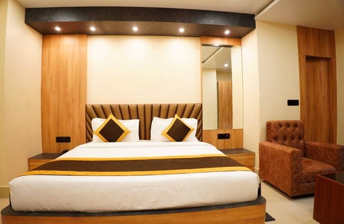 Deoghar Hotel | The Marutinandan Grand