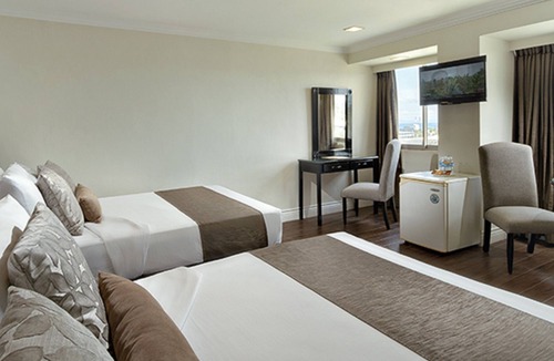 Tagbilaran Hotel | The MetroCentre Hotel and Convention Center
