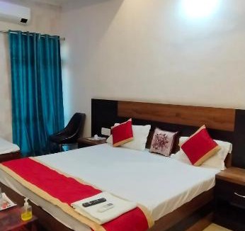 Ayodhya Hotel | The Nirmala Palace