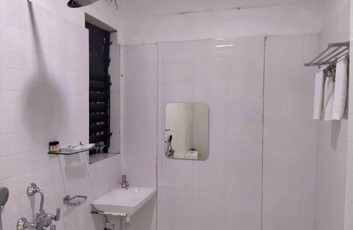 Asansol Hotel | The Pride Gitbitan