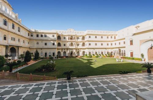 Amer Fort Road Hotel | The Raj Palace (Small Luxury Hotels of the World)