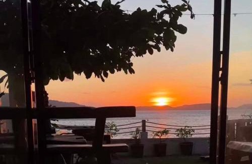 Mabini Villa | The Reef Anilao