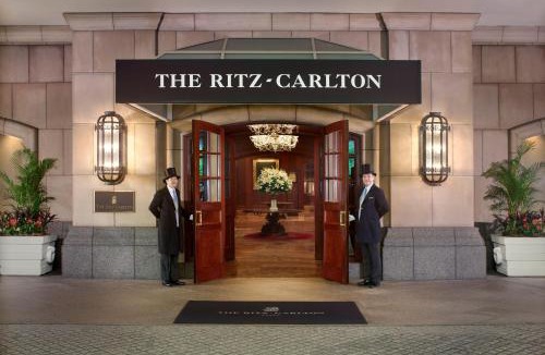 Umeda Hotel | The Ritz-Carlton Osaka