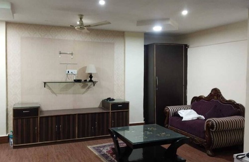 Bhubaneshwar Hotel | The Royal Suites