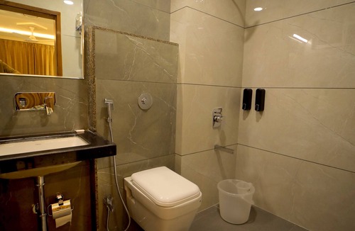 Nathdwara Hotel | The Sky Imperial Hotel Sugam