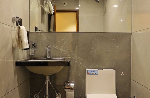 Nathdwara Hotel | The Sky Imperial Hotel Sugam
