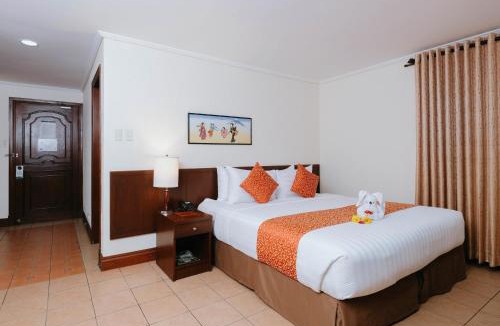 Lipa Resort | The Suites At Mount Malarayat