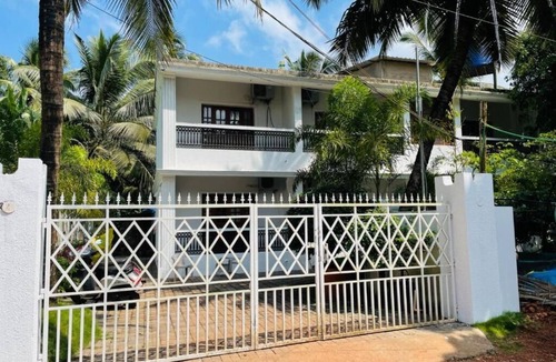 Mandrem Apartment | The Sun - Deluxe Double Room with Balcony