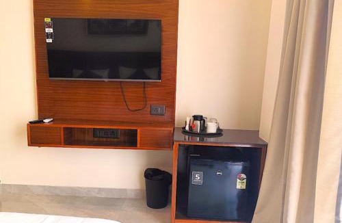 Garjia Hotel | The Twelve Petals By AUM Hotel