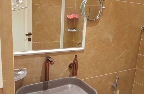 Raebareli Hotel | The Victoria