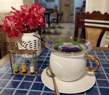 Fontainhas Hostel | The White Balcao