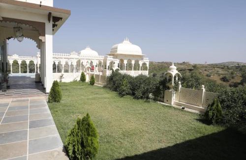 Nathdwara Resort | The Wonder Hills Resort - Pure Veg