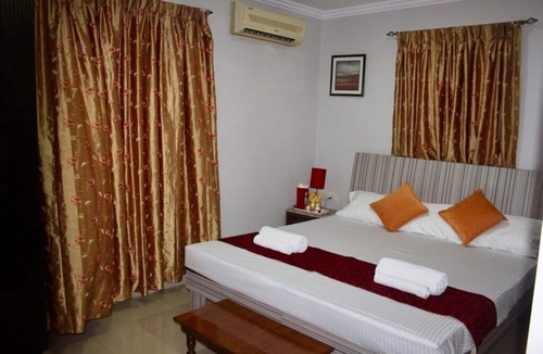Panaji Apartment | Three bed room family place for 7 guests