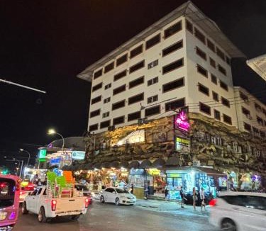 Patong Hotel | Tiger Complex