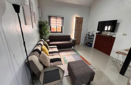 Tarlac House | Tiny loftype house
