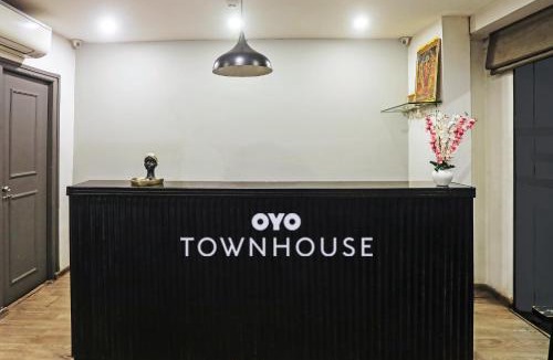 Nanjangud Hotel | Townhouse 600 - Secunderabad near Yashoda Hospital and Railway Station
