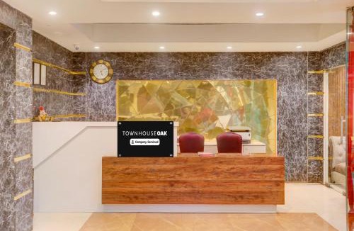 Danapur Hotel | Townhouse Oak Amity University Patna Formerly The Golden Crown