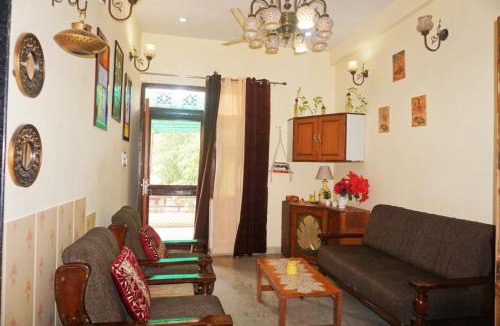 Vaishali Nagar Apartment | Tranquil Abode