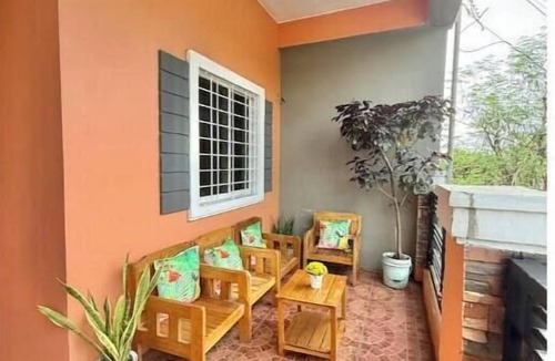 Gerona Apartment | Transient Studios near Isdaan