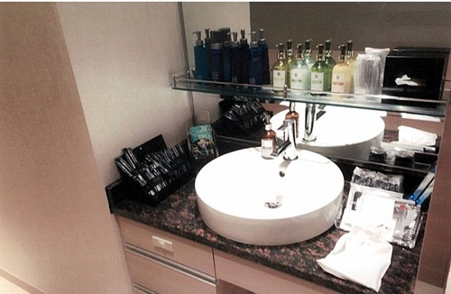 Nishiazabu House | Travel plan Checkin at 1400 checkout at 120 / Minato-ku Tokyo