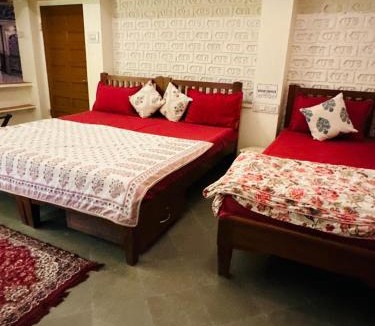 Amer Fort Road Hostel | Travellers Village-City Center Hertige Home