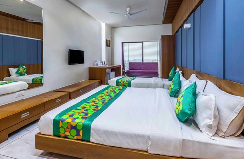 Gandhinagar Hotel | Treebo Blue Moon