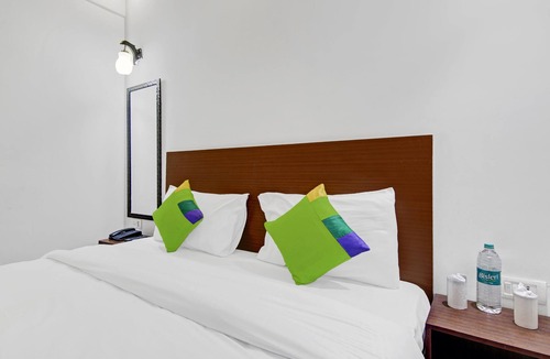 Noida Hotel | Treebo Noida Grand