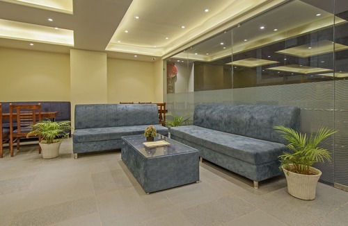 Malviya Nagar Hotel | Treebo Pink City Grand