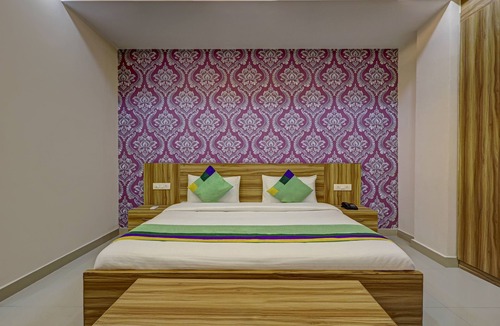 Noida Hotel | Treebo Primeone
