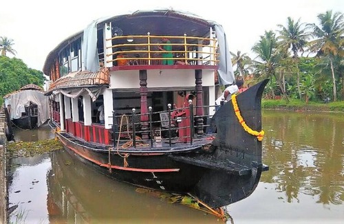 Alappuzha Boat Rental | Treemonks Houseboats