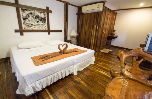 Ko Phi Phi Hotel | Tropical Garden Bungalow