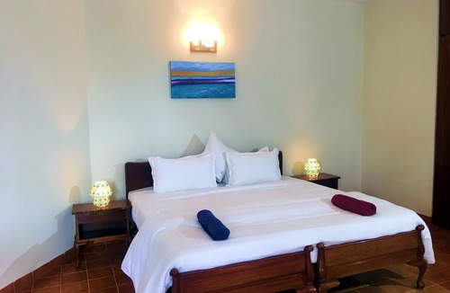 Dona Paula Villa | TROPICAL VIBES 5BHK Luxury Beach House