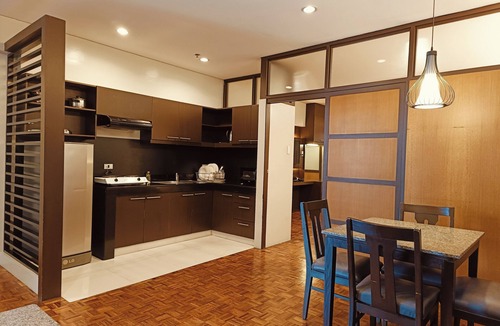 Ermita Night District Hotel | Tropicana Suites