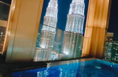 Kuala Lumpur City Centre Apartment | Tropicana The Residence, KLCC by Sky Pool