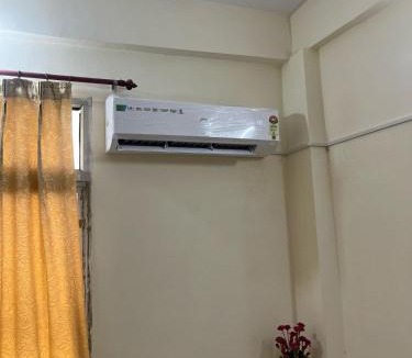 Civil Lines Apartment | TS homestays Prayagraj