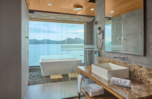 Coron Town Proper Hotel | Two Seasons Coron Bayside Hotel