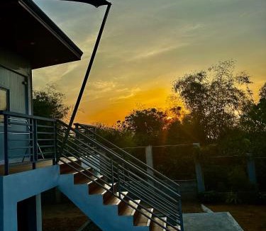 Manaoag House | U Cube Staycation