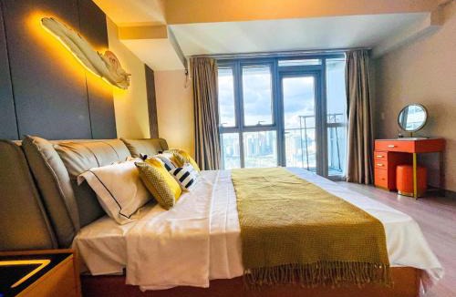 Bonifacio Global City Apartment | Ultra-Luxury 3BR Penthouse in Uptown BGC
