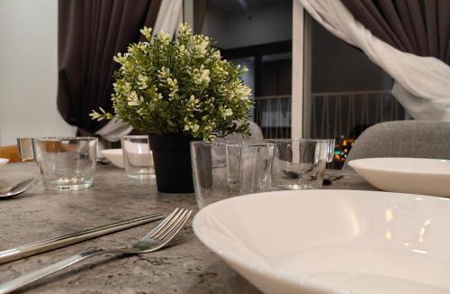 Maluri Apartment | Una Serviced Apartment, Jalan Peel by Rverse Suite