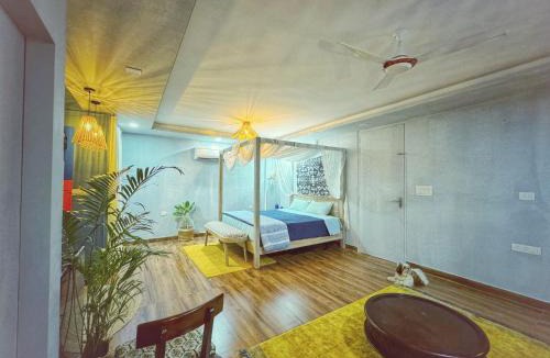 Panch Batti Apartment | Urban Elegance in City Heart