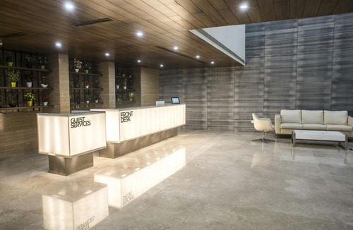 Dwaraka Nagar Hotel | V Hotel