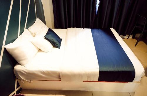 Batu Caves Hotel | V Hotel Sri Gombak