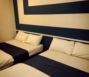 Batu Caves Hotel | V Hotel Sri Gombak