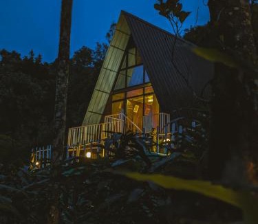 Vagamon House | Vagamon leafmist frame cabin