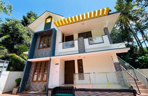 Thiruvananthapuram Apartment | Vaisharad Homestay Near Kovalam Beach