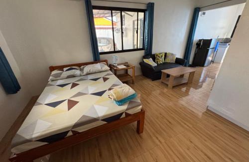 Valencia Apartment | Valencia Pool studio