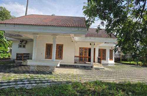 Pallam Villa | Vallayil House