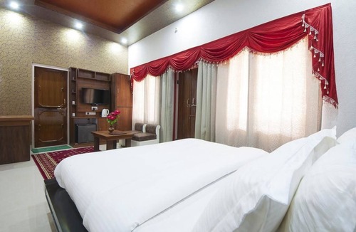 Talab Hotel | Van Chhavi Resort