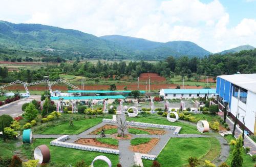 Ninnimamidi Hotel | Vana Resort